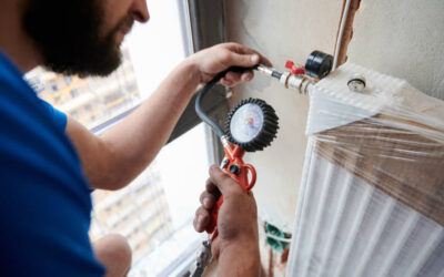 Faut-il purger tous les radiateurs avant de remettre le chauffage en service ?